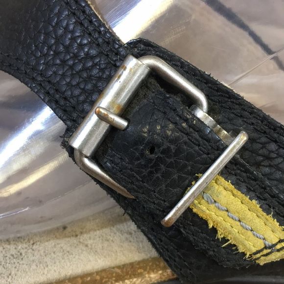 Ecco Sandals Womens 41 Black Thong Black Leather Buckle Strap Flip Flop 10-10.5 - Picture 6 of 16